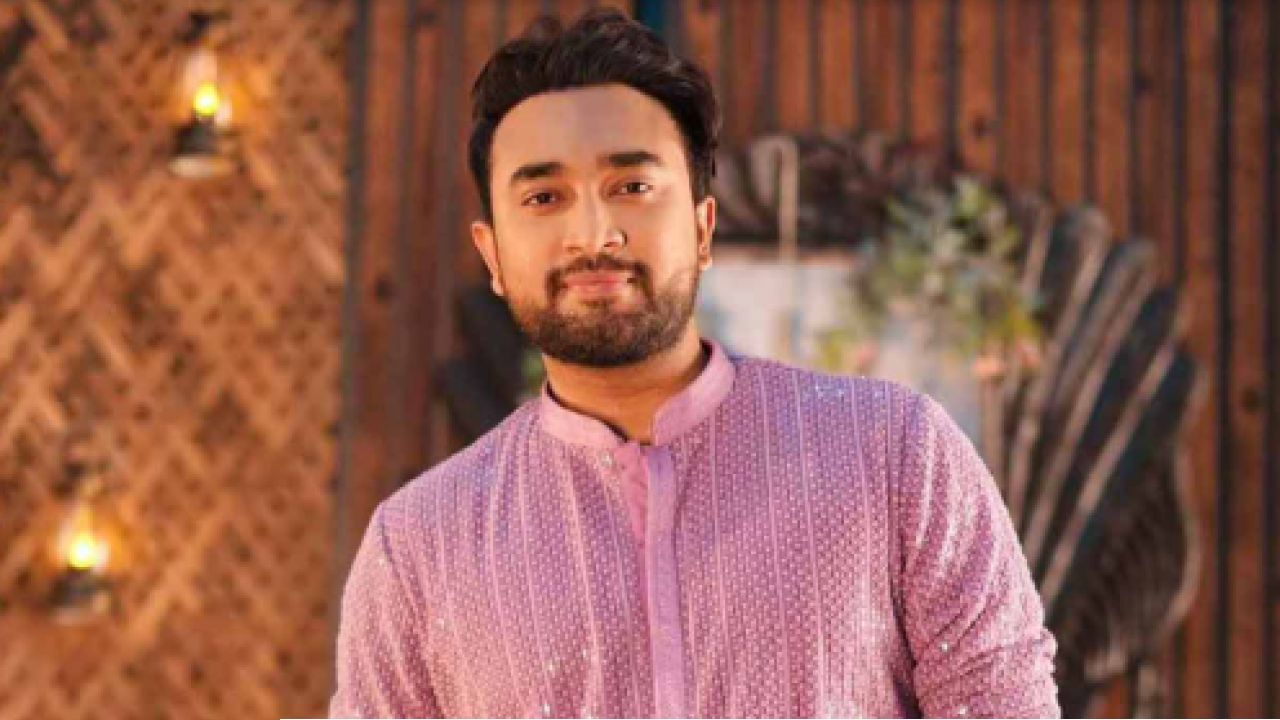 মোটরসাইকেল দুর্ঘটনায় আহত জোভান