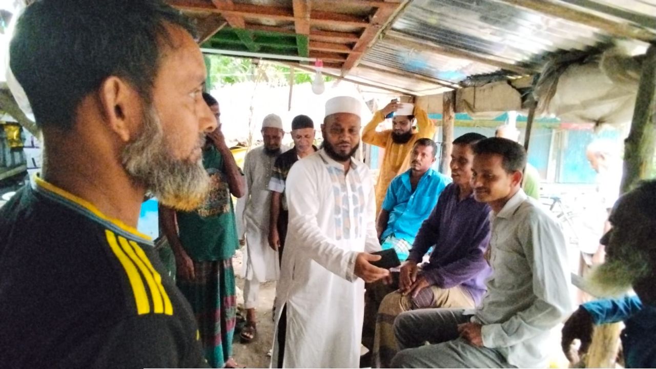 ঝালকাঠী'র পোনাবালিয়া ইউনিয়নে চেয়ারম্যান প্রার্থী এ্যাড. মুবিনের ব্যাপক গণসংযোগ