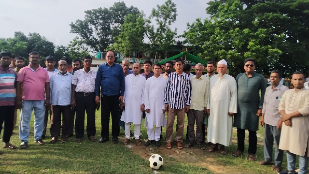মাটিরাঙ্গায় বেগম জিয়া স্মৃতি ফুটবল টুর্নামেন্টের চ্যাম্পিয়ন পূর্ব খেদাছড়া টাইগার একাদশq