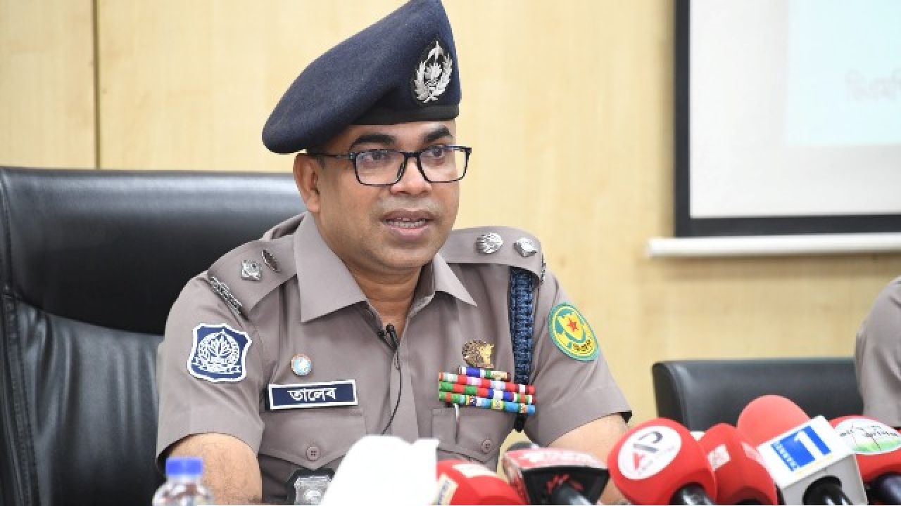 ১২ ঘণ্টার মধ্যে চাঞ্চল্যকর হত্যা মামলার রহস্য উদঘাটসহ চারজনকে গ্রেফতার করেছে সূত্রাপুর থানা পুলিশ