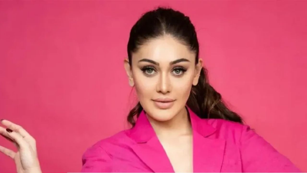 শেফালি জরিওয়ালার মৃত্যুর এক বছর: রহস্য কাটেনি