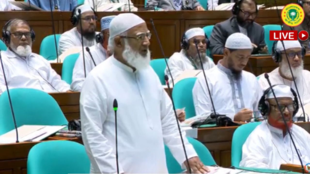 জাতীয় সংসদ তোষামোদের জায়গা নয়: বিরোধীদলীয় নেতা