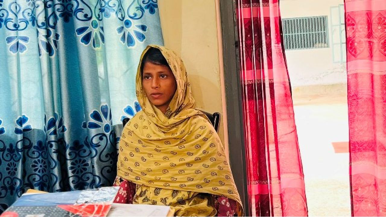 ফুফা শ্বশুরের সঙ্গে পরকীয়ার অভিযোগে স্বামী হত্যা মামলার আসামি মিম নাটোর থেকে গ্রেপ্তার