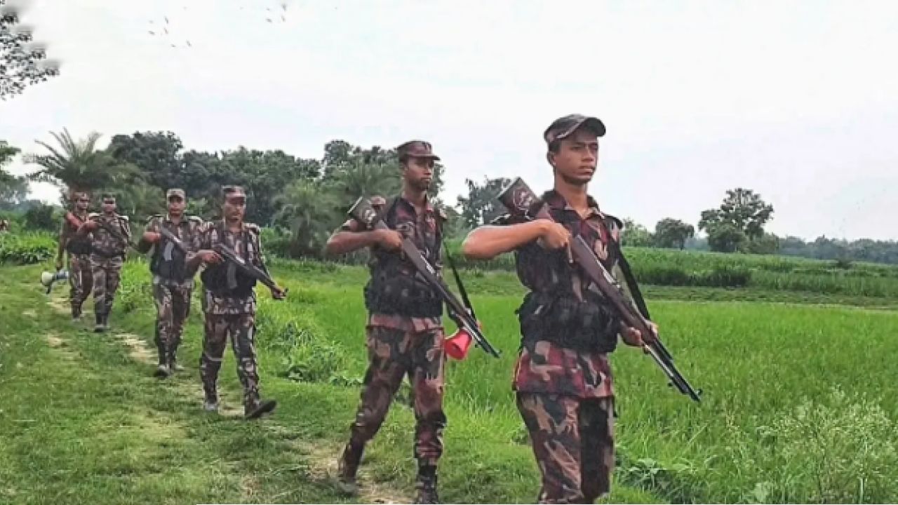  ​বিজিবির কড়া পাহারা ও জনতার প্রতিরোধ: মুজিবনগরে বিএসএফের পুশইন চেষ্টা ব্যর্থ