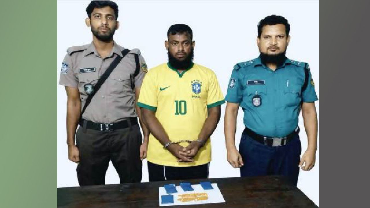 ​বরিশালে কাউনিয়া পুলিশের বিশেষ অভিযান: ৮০০ পিস ইয়াবাসহ আটক ১