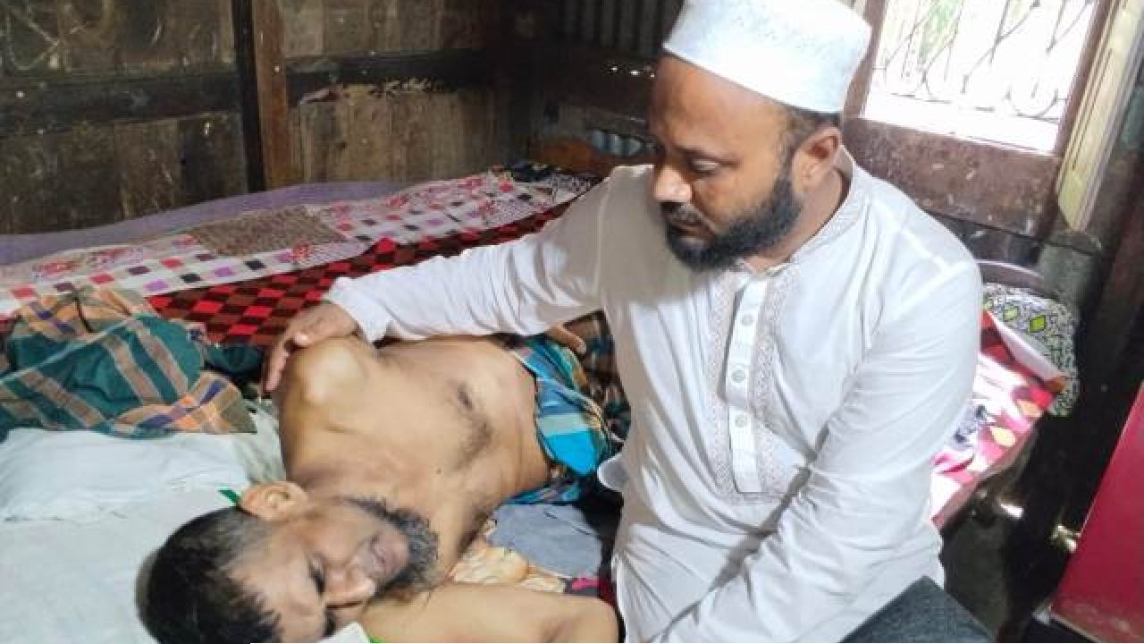 ঝালকাঠী'র পোনাবালীয়া ইউনিয়ন আধুনিক উন্নত ও মানবিক গড়ার প্রত্যয়ে চেয়ারম্যান প্রার্থী এ্যাড. মুবিনের গণসংযোগ