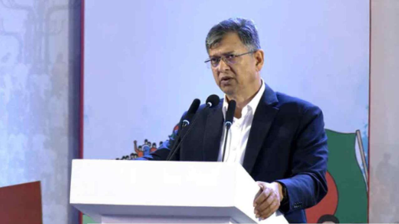 আওয়ামী লীগ দেশে আর রাজনীতি করতে পারবে না: স্বরাষ্ট্রমন্ত্রী