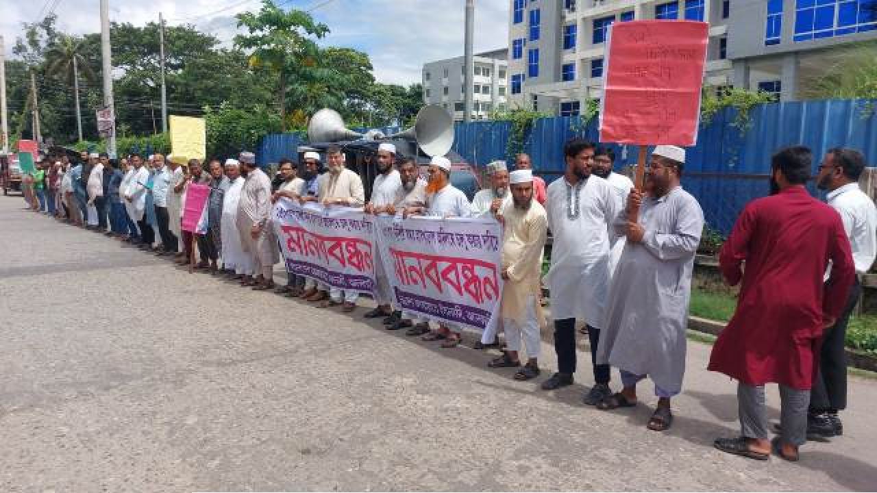 ৮ বছরেও চালু হয়নি ২৫০ শয্যার ঝালকাঠি সদর হাসপাতাল, কার্যক্রম শুরুর দাবিতে জামায়াতের মানববন্ধন