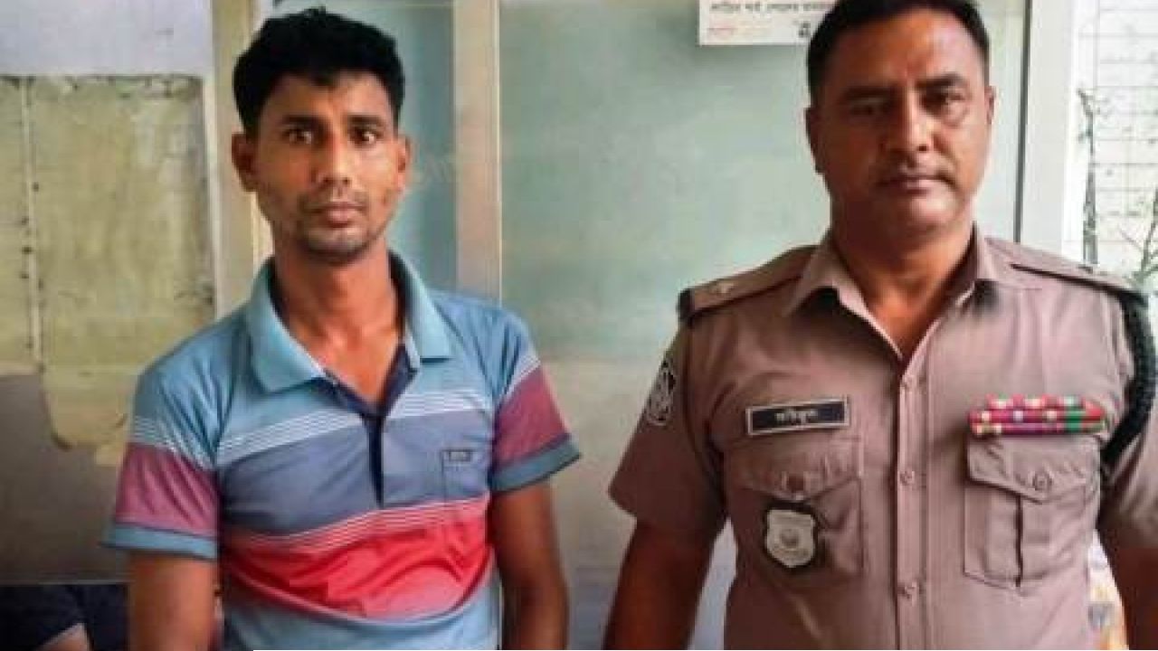 ফেসবুকে ধর্মীয় অবমাননার অভিযোগ: আত্মসমর্পণের পর বিজয়নগরের প্রাণেশ মোদককে আদালতে পাঠাল পুলিশ