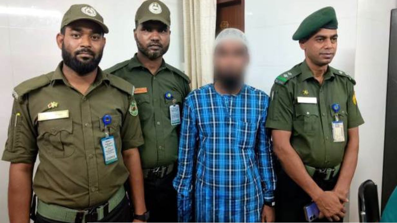 রামেক হাসপাতালে আনসারের তৎপরতায় ভুয়া এনএসআই পরিচয়ধারী আটক