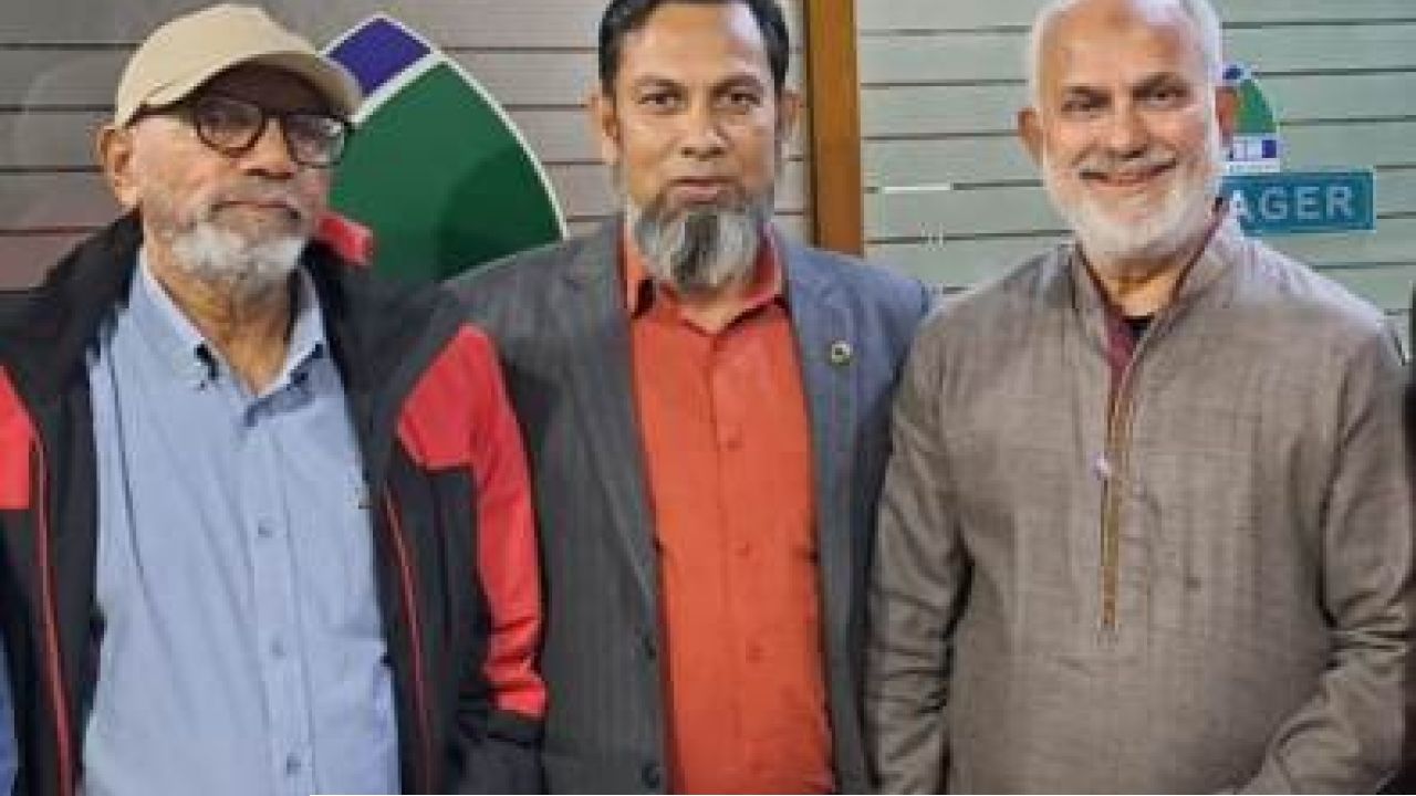 ​খুলনা ওয়াসার চেয়ারম্যান নির্বাচিত হওয়ায় সাবেক মেয়র মনিকে অভিনন্দন