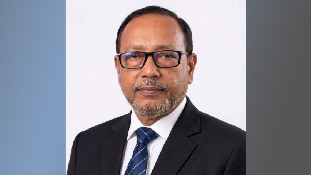 গাভারামচন্দ্রপুর ইউনিয়নে চেয়ারম্যান পদে আলোচনায় সহকারী অধ্যাপক রিয়াছুল আমীন জামাল সিকদার