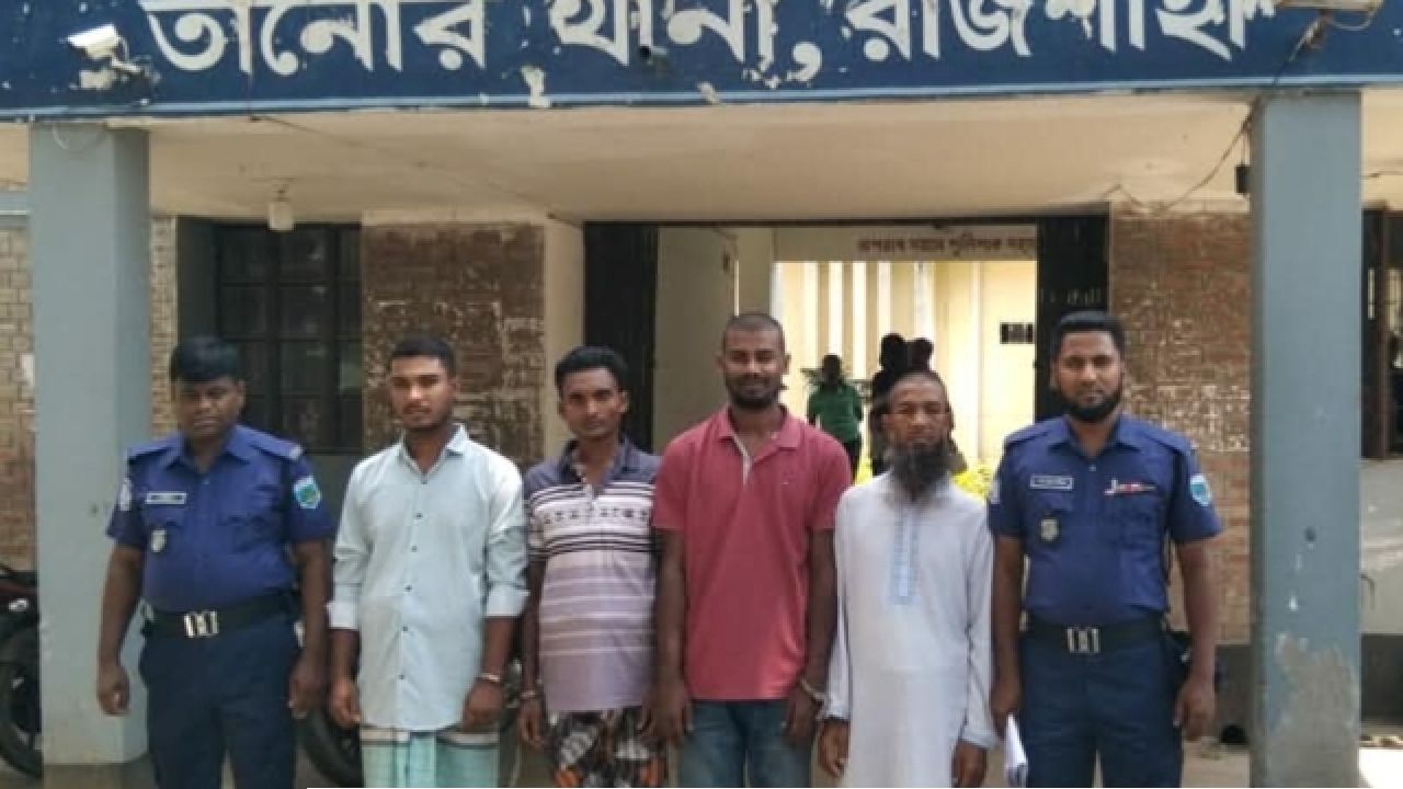 তানোরে হেরোইনসহ মাদক ব্যবসায়ী গ্রেফতার 