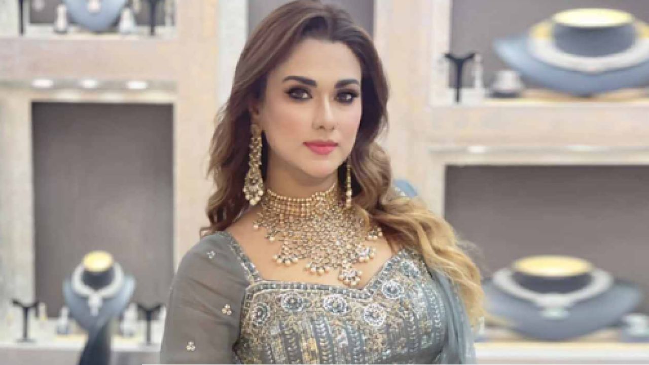 আদালতের নির্দেশে স্বর্ণ ফিরে পাচ্ছেন অভিনেত্রী ববি 
