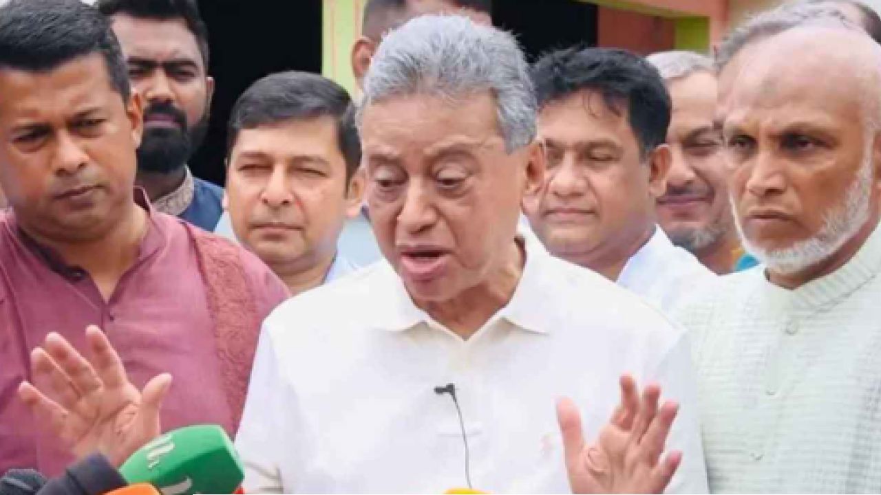 পুনর্বাসন শেষ না হওয়া পর্যন্ত বন্যার্তদের পাশে থাকবে সরকার: অর্থমন্ত্রী