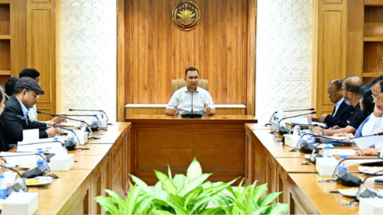 বায়ু ও শব্দদূষণ রোধে কঠোর পদক্ষেপের নির্দেশ প্রধানমন্ত্রীর