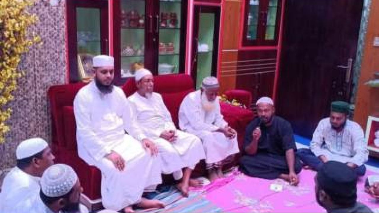 ​ওমরাহ ও জিয়ারতের উদ্দেশ্যে মক্কা-মদিনায় যাচ্ছেন রূপসার ১৫-২০ জনের কাফেলা