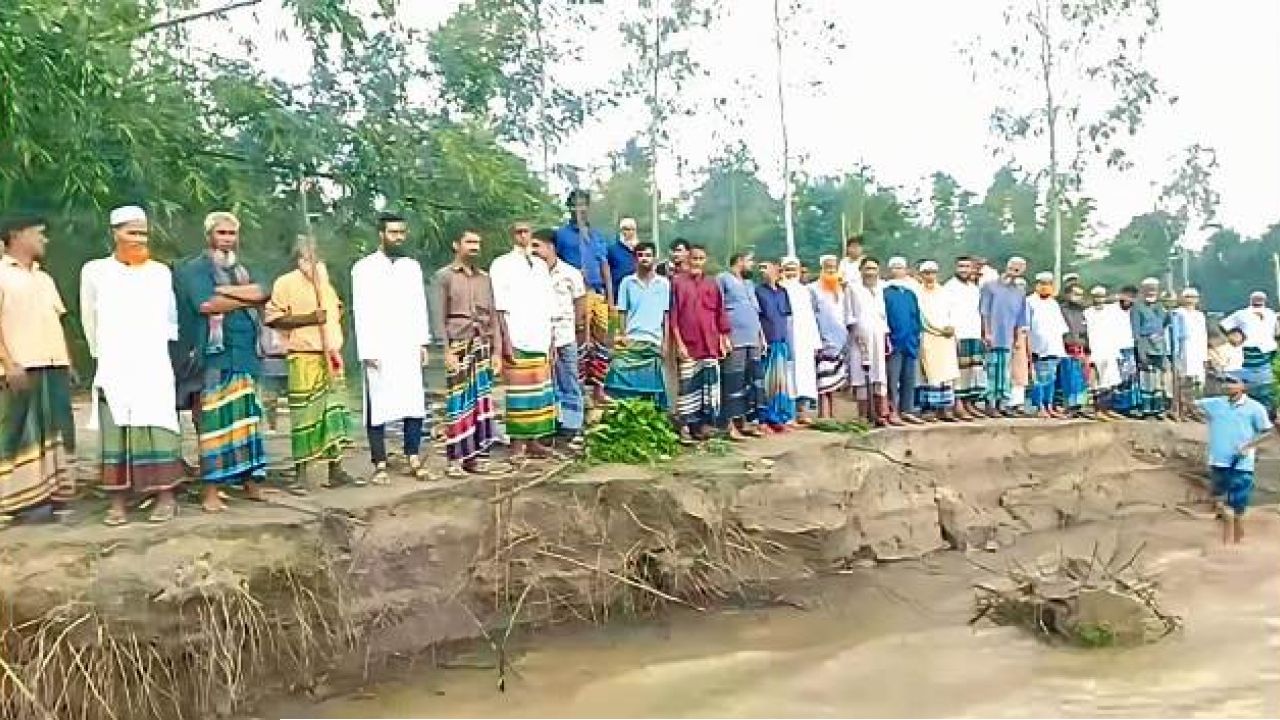 যমুনা নদীতে অবৈধ বালু উত্তোলনে ভাঙ্গনের কবলে তীরবর্তী বিস্তীর্ণ এলাকা:দ্রুত ব্যবস্থার দাবি