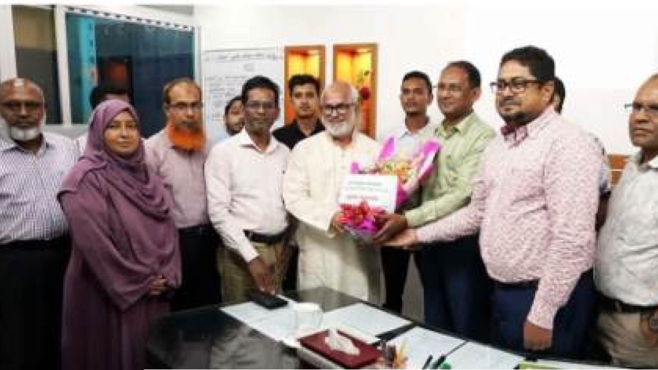 ​সরকারি সুন্দরবন আদর্শ কলেজে শুভেচ্ছা ও মতবিনিময় সভায় কেসিসি প্রশাসক নজরুল ইসলাম মঞ্জু