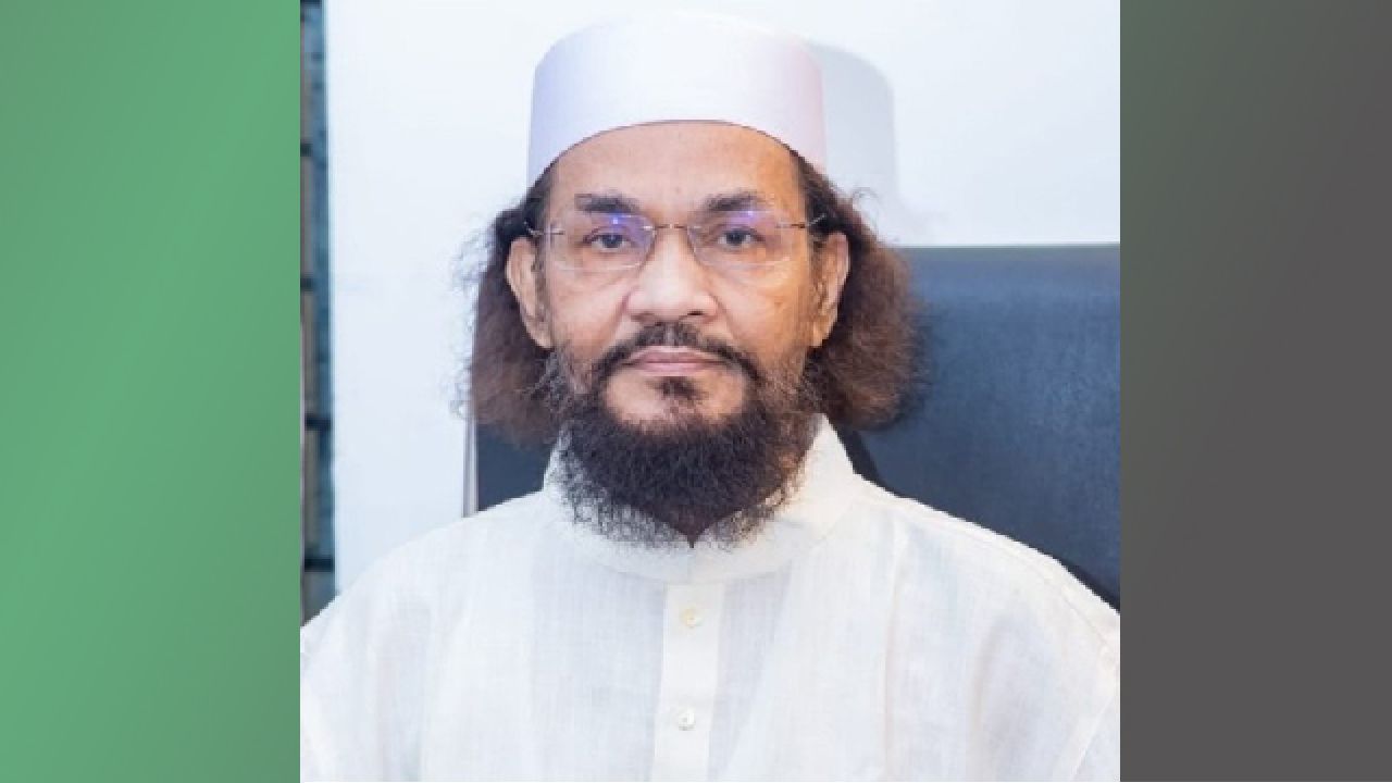 আলো বাতাস মাটি পানির মত রাষ্ট্র ও সম্পদ সবার সব মানুষের- একক গোষ্ঠীর নয়, এটাই স্রষ্টার বিধান: আল্লামা ইমাম হায়াত