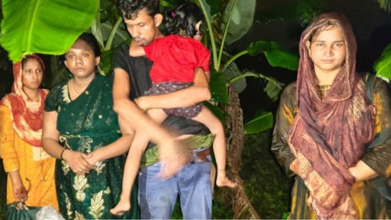 চুয়াডাঙ্গা সীমান্তে বিএসএফ কর্তৃক ৫ জনকে পুশ-ইনের অপচেষ্টা রুখে দিয়েছে বিজিবি