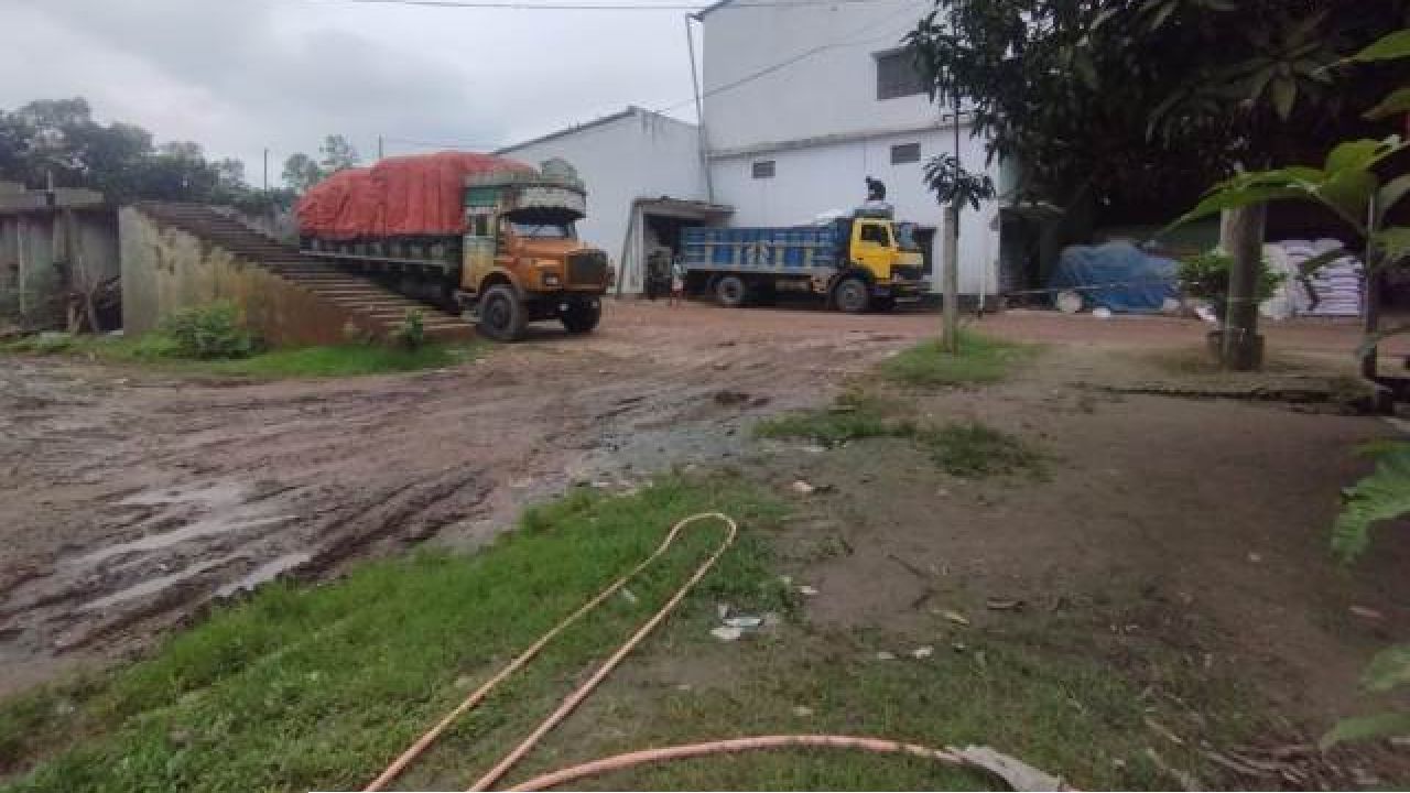 জামালপুরে স্বস্তিকা রাইস মিলের বিরুদ্ধে গুজব ছড়ানোর অভিযোগ, জনমনে ক্ষোভ